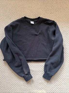 TNA Cozy Sweatfleece Perfect Crew
Cropped Sweatshirt